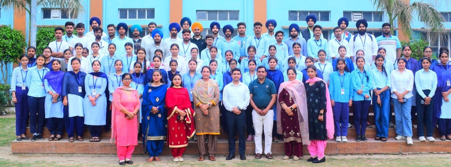 A two-day workshop on Career Guidance  by the Department of Commerce at Bela College